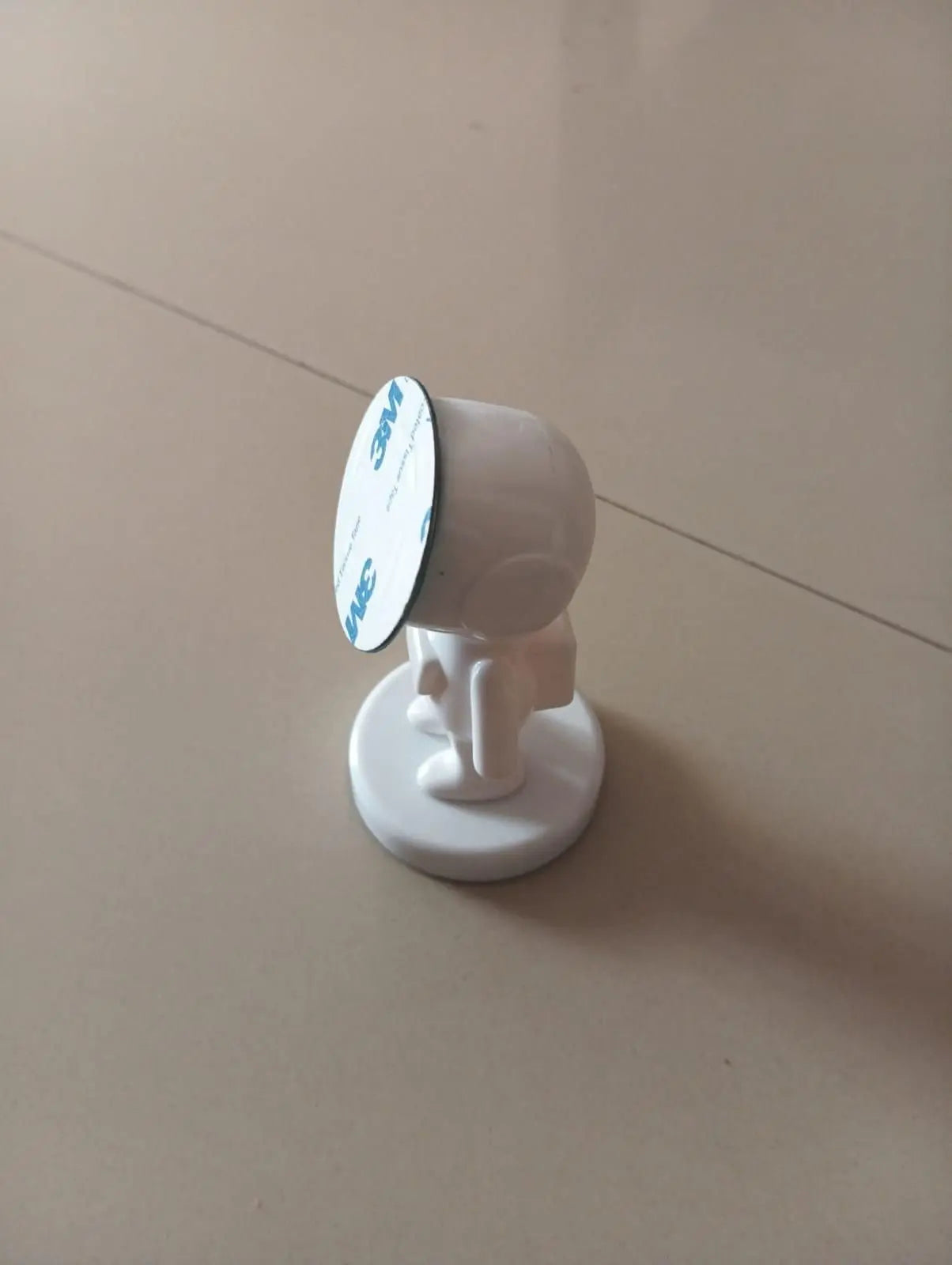 Trandingstor.shop Secure Phone Mount for Driving - Astronaut Style Trandingstor.shop