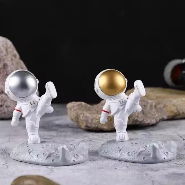 Nordic Style Astronauts Mobile Phone Stand Holder Trandingstor.shop